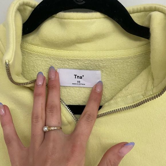 TNA Neon Yellow Perfect‎ 1/4 Zip Sweatshirt - Picture 3 of 5